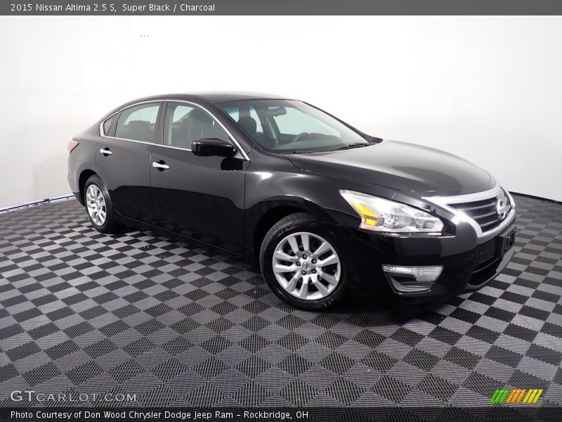 Super Black / Charcoal 2015 Nissan Altima 2.5 S
