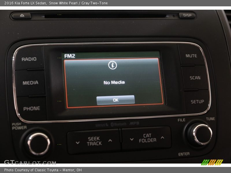 Controls of 2016 Forte LX Sedan