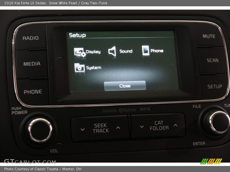 Controls of 2016 Forte LX Sedan