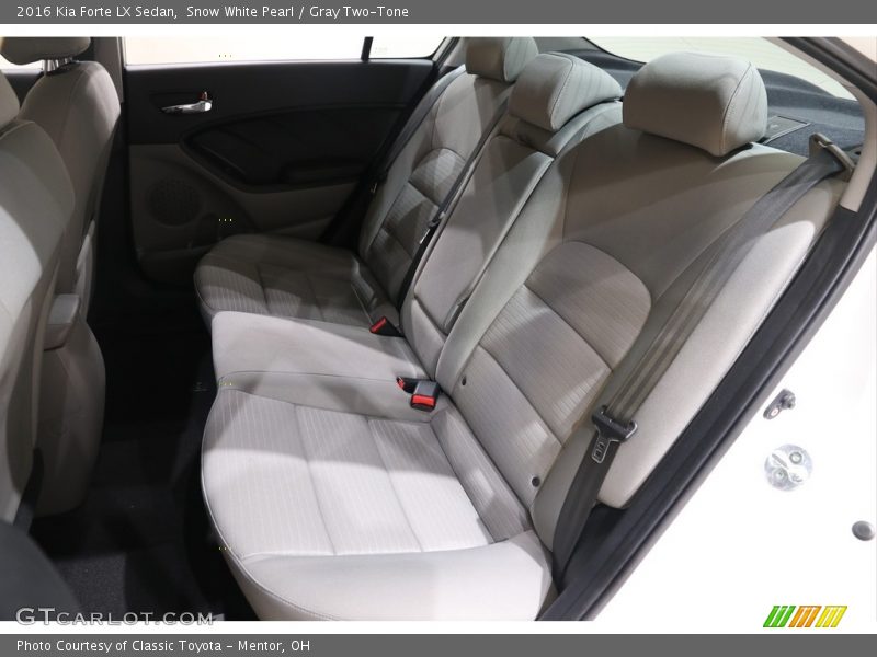 Rear Seat of 2016 Forte LX Sedan