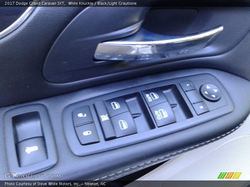 White Knuckle / Black/Light Graystone 2017 Dodge Grand Caravan SXT
