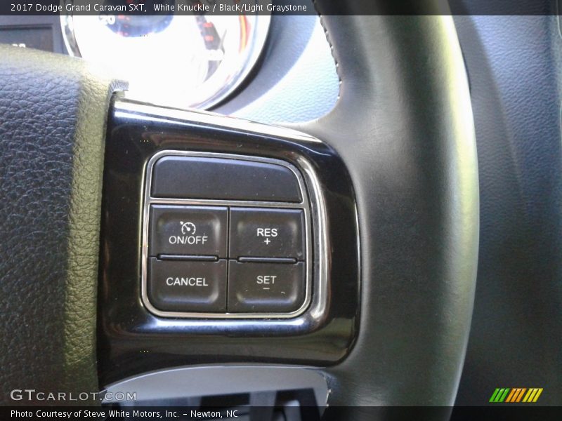 White Knuckle / Black/Light Graystone 2017 Dodge Grand Caravan SXT