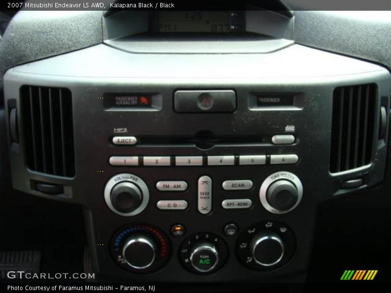 Kalapana Black / Black 2007 Mitsubishi Endeavor LS AWD