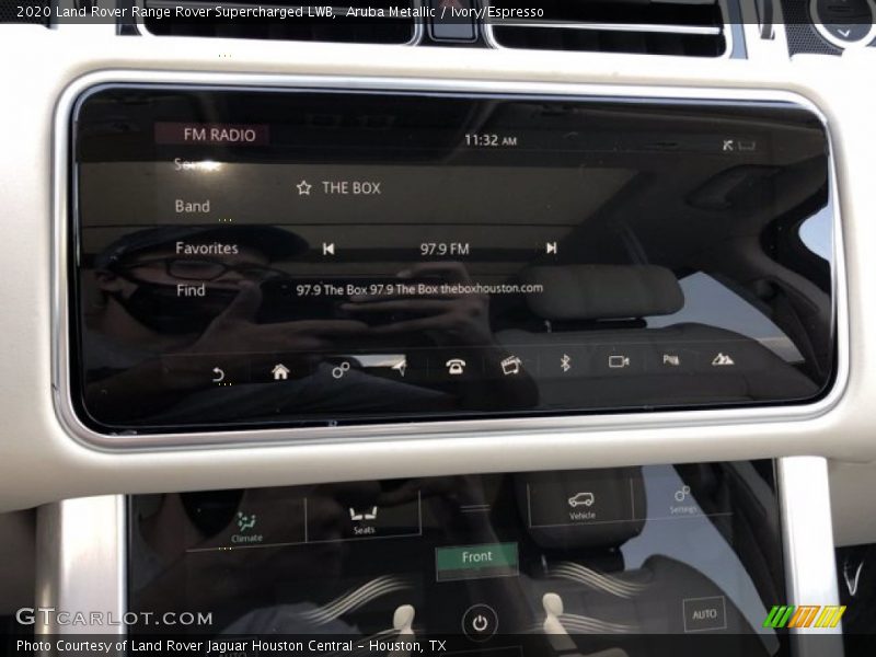 Controls of 2020 Range Rover Supercharged LWB