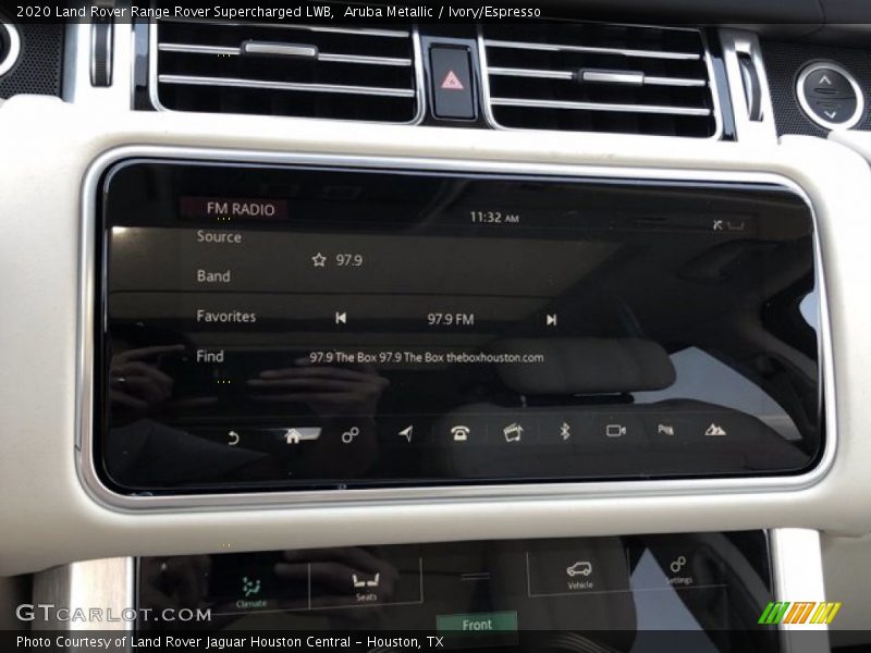 Controls of 2020 Range Rover Supercharged LWB