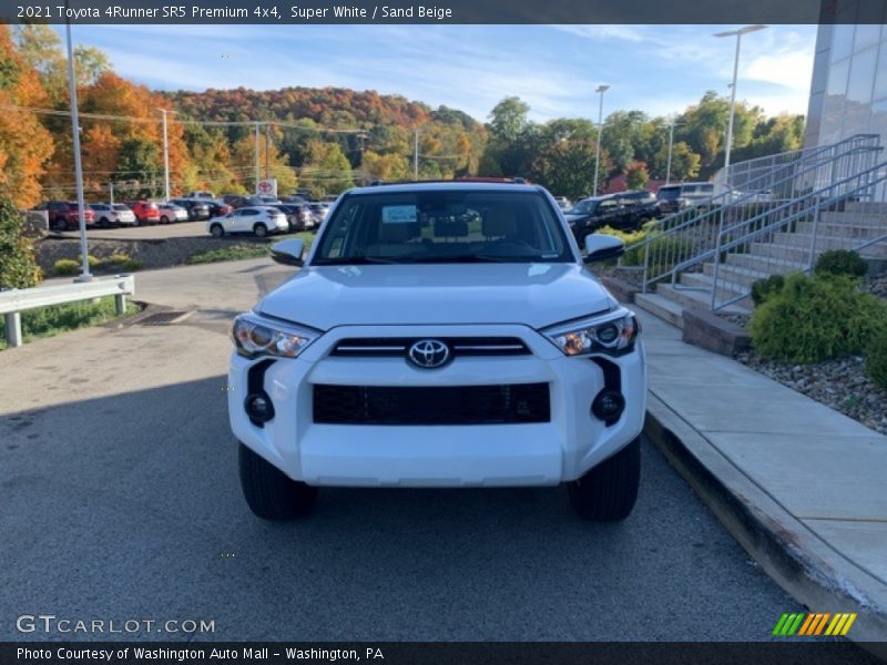 Super White / Sand Beige 2021 Toyota 4Runner SR5 Premium 4x4