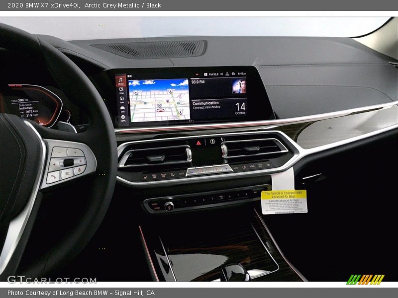 Arctic Grey Metallic / Black 2020 BMW X7 xDrive40i