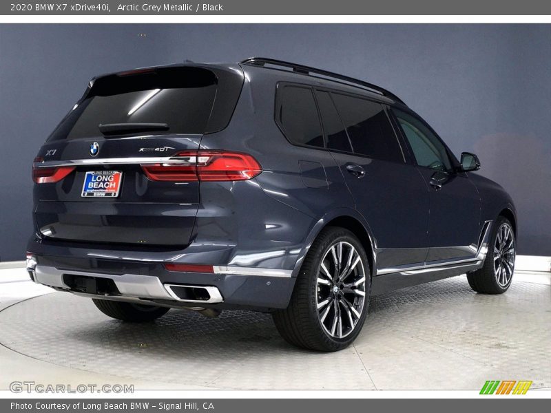 Arctic Grey Metallic / Black 2020 BMW X7 xDrive40i