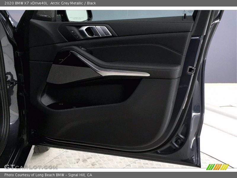 Arctic Grey Metallic / Black 2020 BMW X7 xDrive40i