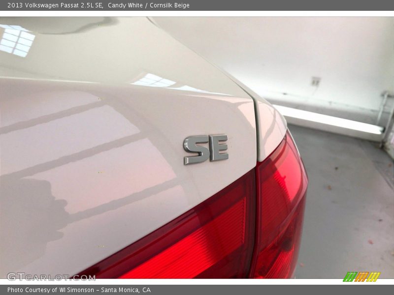 Candy White / Cornsilk Beige 2013 Volkswagen Passat 2.5L SE