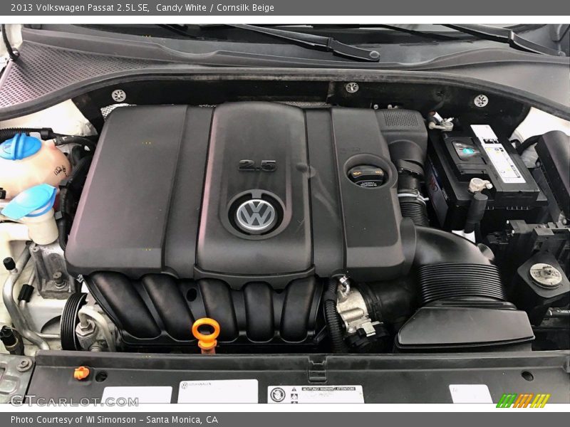 Candy White / Cornsilk Beige 2013 Volkswagen Passat 2.5L SE