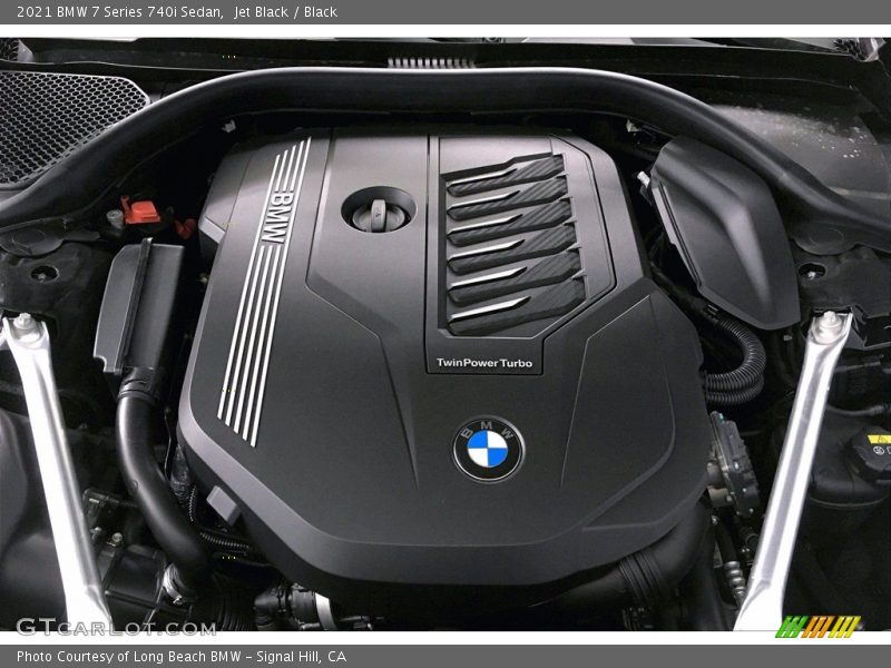  2021 7 Series 740i Sedan Logo