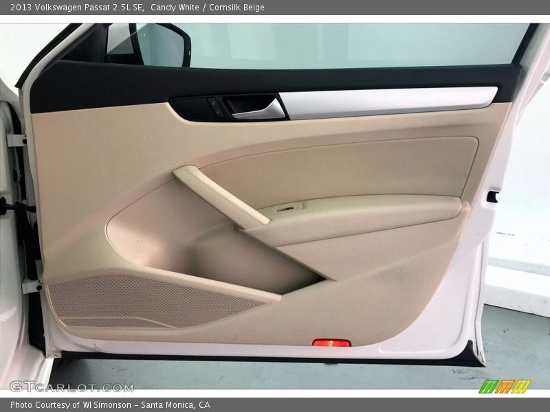 Candy White / Cornsilk Beige 2013 Volkswagen Passat 2.5L SE