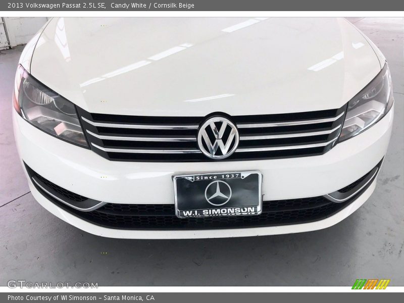 Candy White / Cornsilk Beige 2013 Volkswagen Passat 2.5L SE