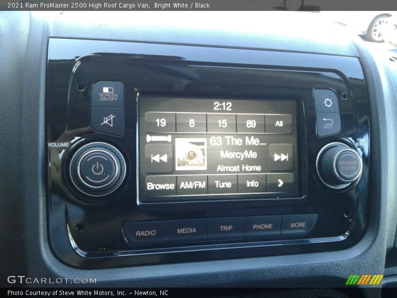 Controls of 2021 ProMaster 2500 High Roof Cargo Van