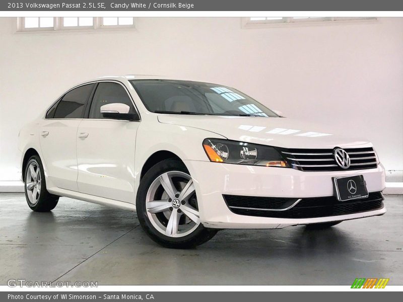 Candy White / Cornsilk Beige 2013 Volkswagen Passat 2.5L SE