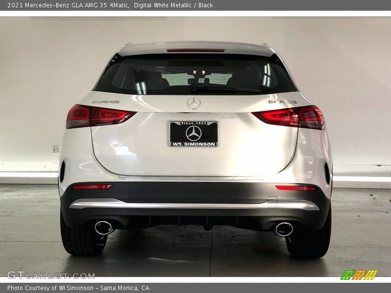Digital White Metallic / Black 2021 Mercedes-Benz GLA AMG 35 4Matic