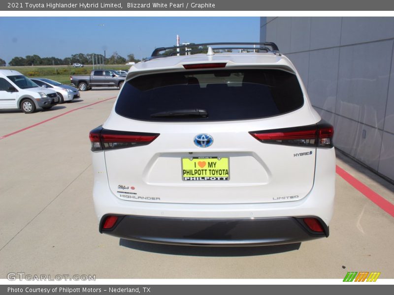 Blizzard White Pearl / Graphite 2021 Toyota Highlander Hybrid Limited