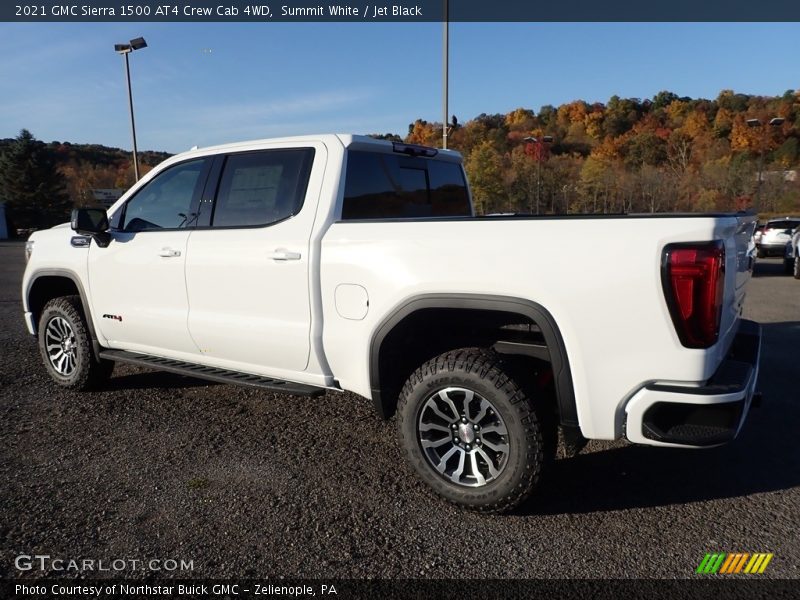 Summit White / Jet Black 2021 GMC Sierra 1500 AT4 Crew Cab 4WD