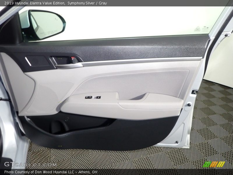 Symphony Silver / Gray 2019 Hyundai Elantra Value Edition
