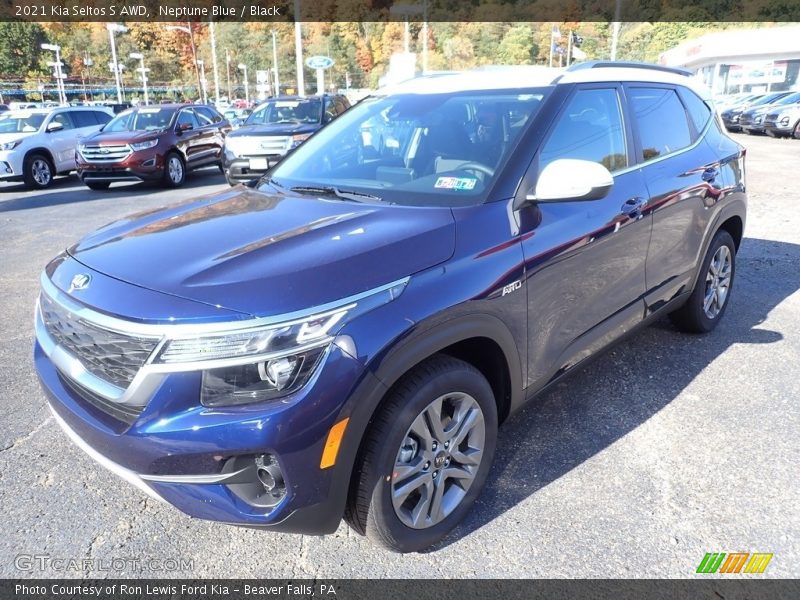 Front 3/4 View of 2021 Seltos S AWD