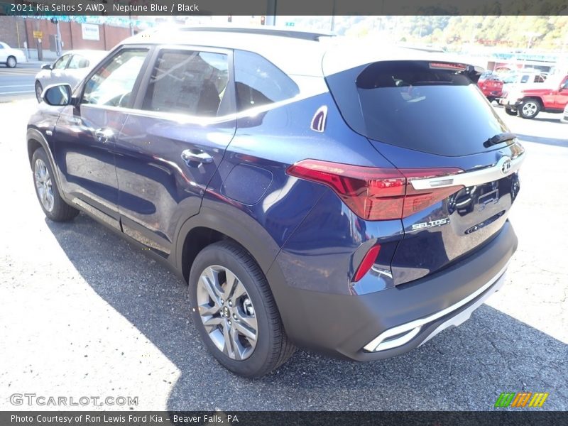 Neptune Blue / Black 2021 Kia Seltos S AWD