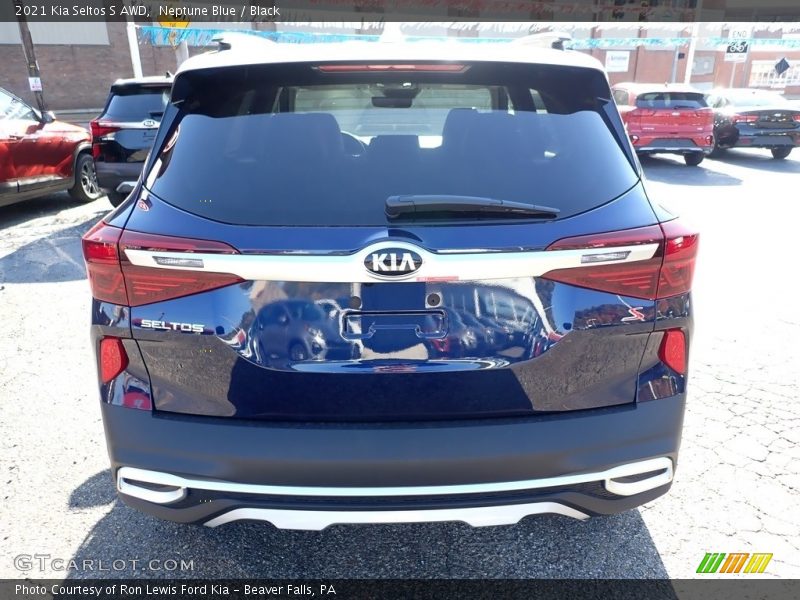 Neptune Blue / Black 2021 Kia Seltos S AWD