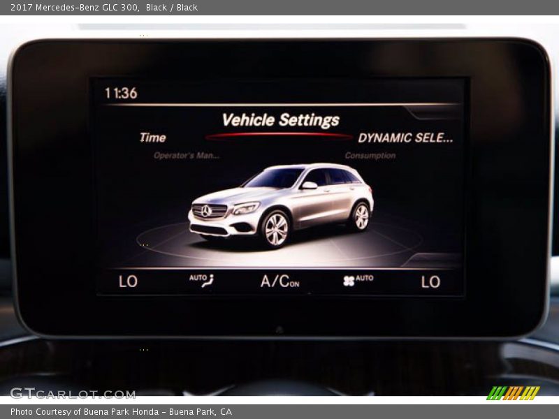 Black / Black 2017 Mercedes-Benz GLC 300