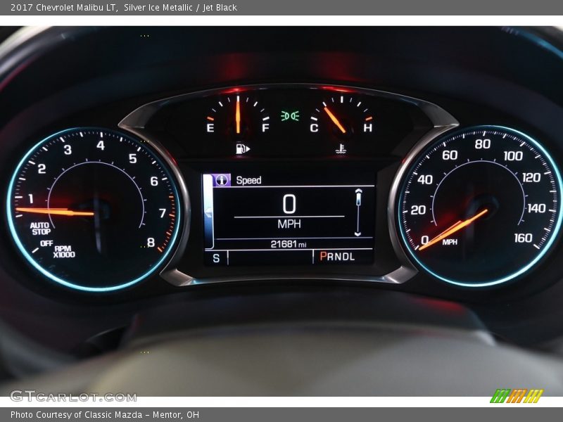 Silver Ice Metallic / Jet Black 2017 Chevrolet Malibu LT