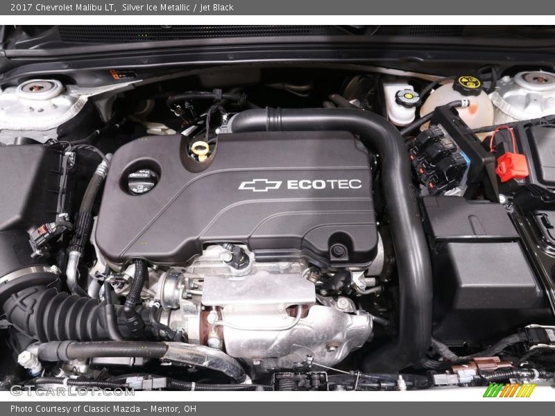 Silver Ice Metallic / Jet Black 2017 Chevrolet Malibu LT