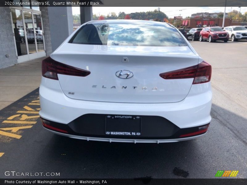 Quartz White Pearl / Black 2020 Hyundai Elantra SE