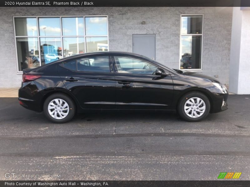 Phantom Black / Black 2020 Hyundai Elantra SE