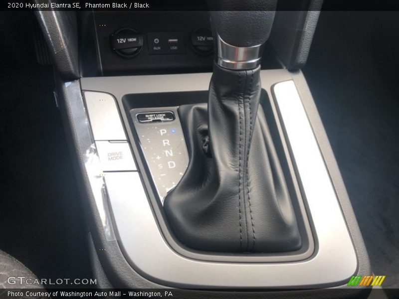 Phantom Black / Black 2020 Hyundai Elantra SE