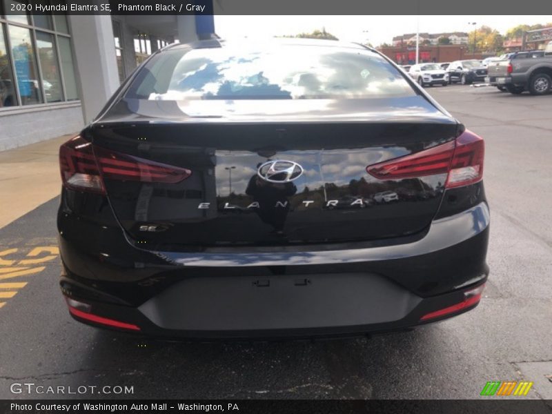 Phantom Black / Gray 2020 Hyundai Elantra SE