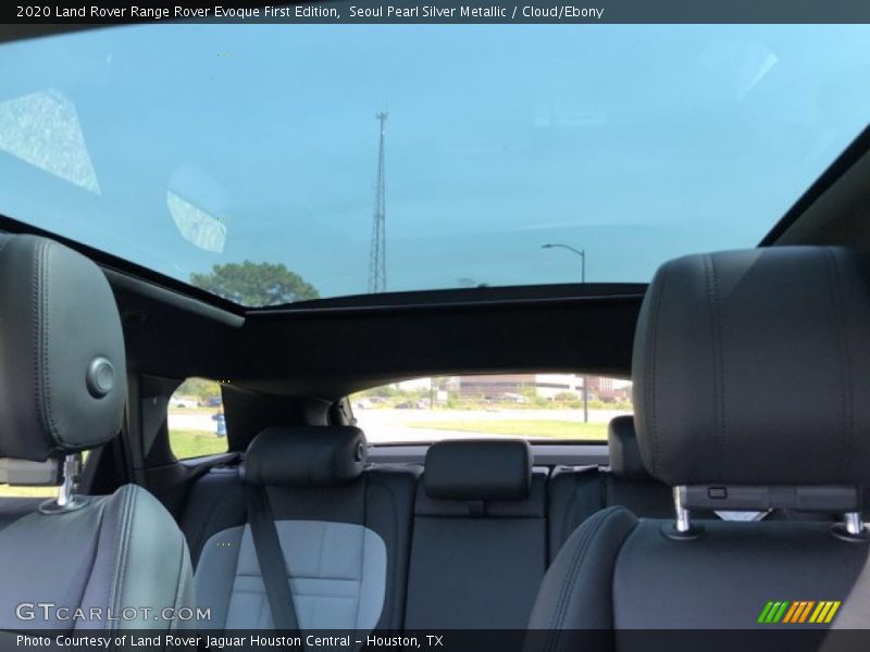 Sunroof of 2020 Range Rover Evoque First Edition