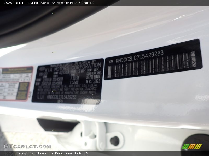 Snow White Pearl / Charcoal 2020 Kia Niro Touring Hybrid