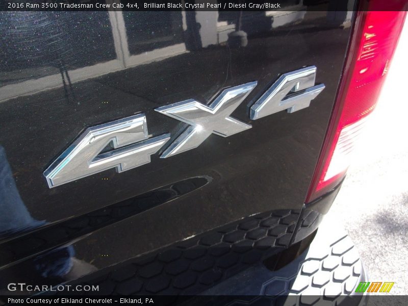 Brilliant Black Crystal Pearl / Diesel Gray/Black 2016 Ram 3500 Tradesman Crew Cab 4x4