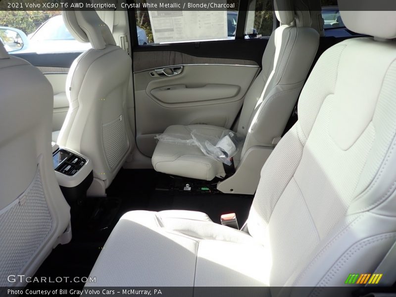 Crystal White Metallic / Blonde/Charcoal 2021 Volvo XC90 T6 AWD Inscription