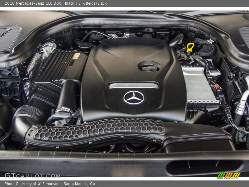 Black / Silk Beige/Black 2018 Mercedes-Benz GLC 300