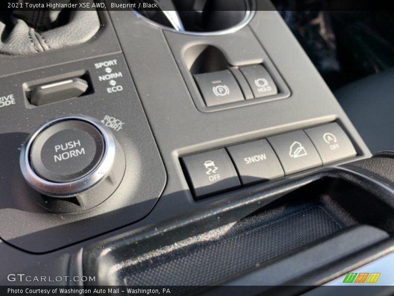 Blueprint / Black 2021 Toyota Highlander XSE AWD