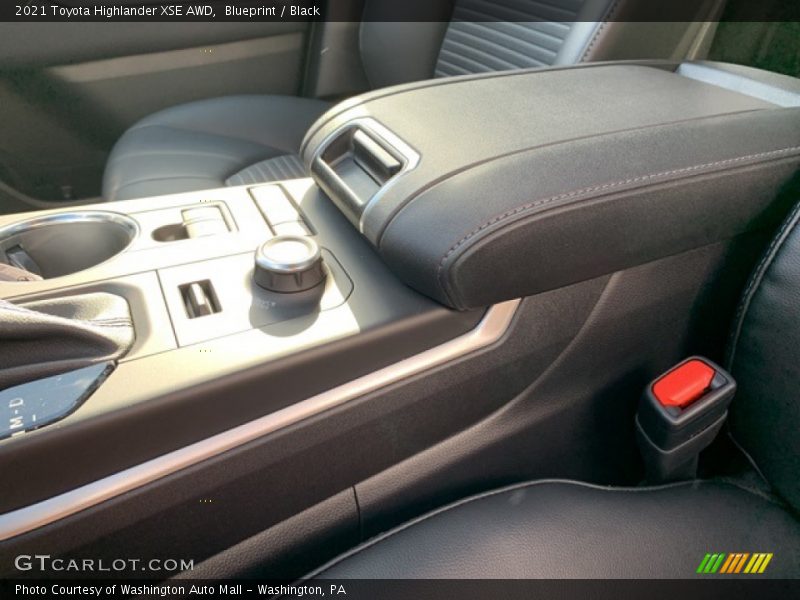 Blueprint / Black 2021 Toyota Highlander XSE AWD