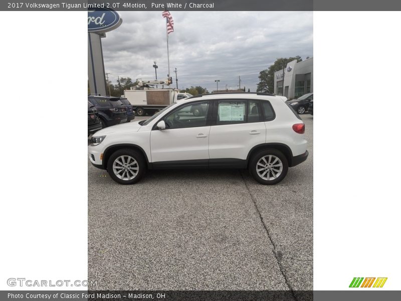 Pure White / Charcoal 2017 Volkswagen Tiguan Limited 2.0T 4Motion