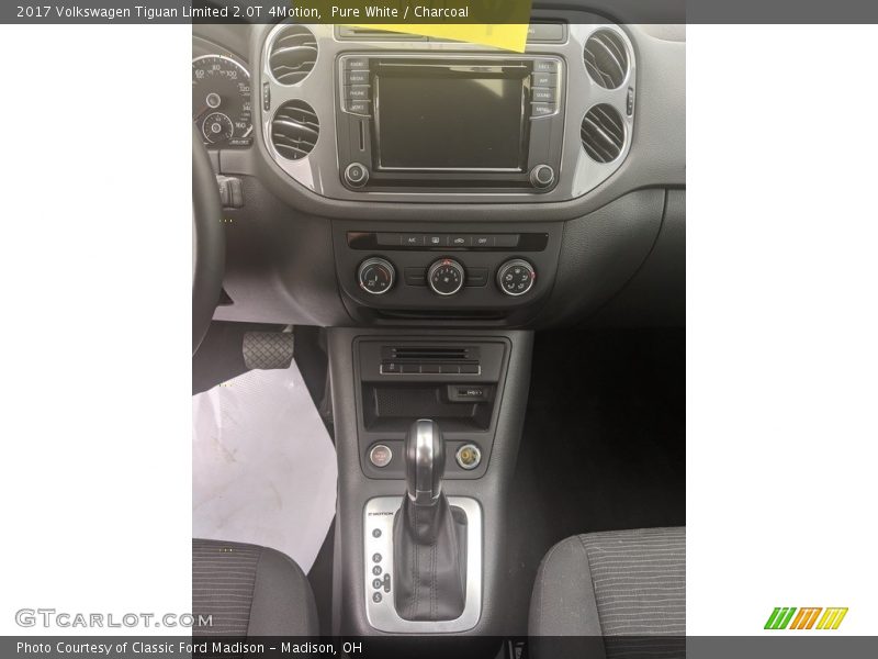 Pure White / Charcoal 2017 Volkswagen Tiguan Limited 2.0T 4Motion