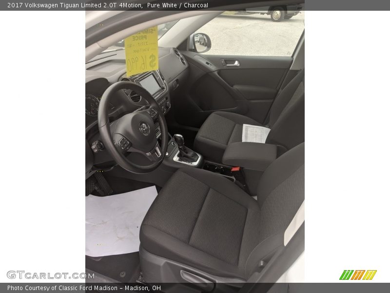 Pure White / Charcoal 2017 Volkswagen Tiguan Limited 2.0T 4Motion
