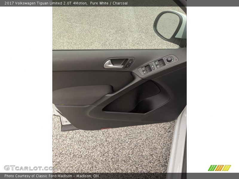 Pure White / Charcoal 2017 Volkswagen Tiguan Limited 2.0T 4Motion
