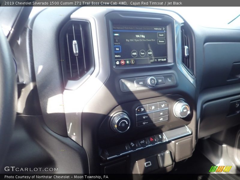 Cajun Red Tintcoat / Jet Black 2019 Chevrolet Silverado 1500 Custom Z71 Trail Boss Crew Cab 4WD