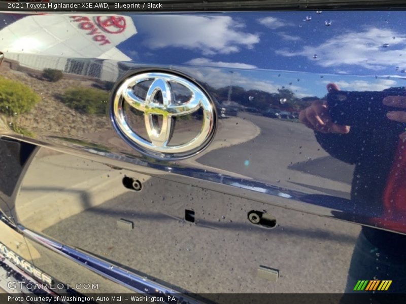 Blueprint / Black 2021 Toyota Highlander XSE AWD