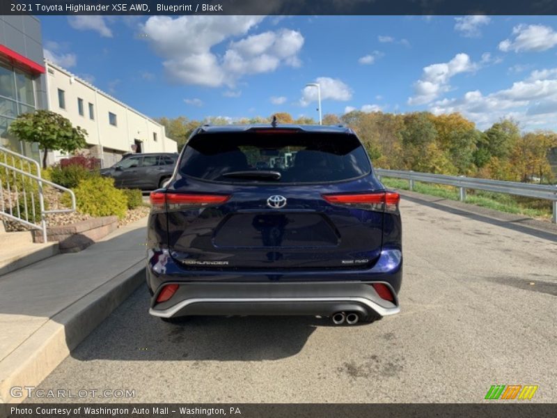 Blueprint / Black 2021 Toyota Highlander XSE AWD