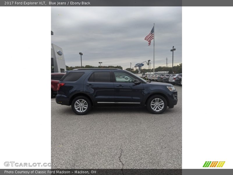 Blue Jeans / Ebony Black 2017 Ford Explorer XLT