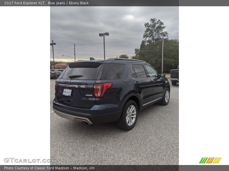 Blue Jeans / Ebony Black 2017 Ford Explorer XLT